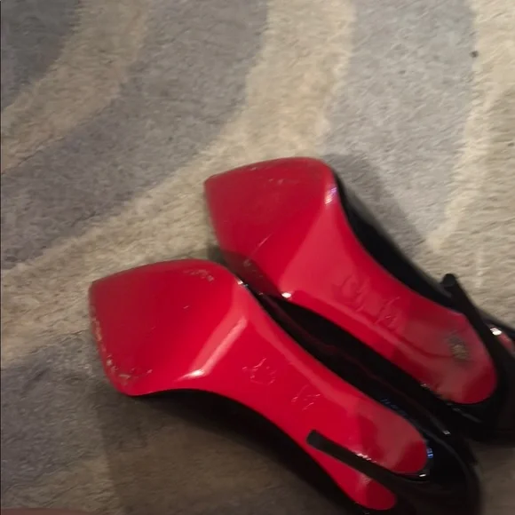 Christian Louboutin Black Stiletto Heels - worn once - so Kate 100 - Picture 4 of 7